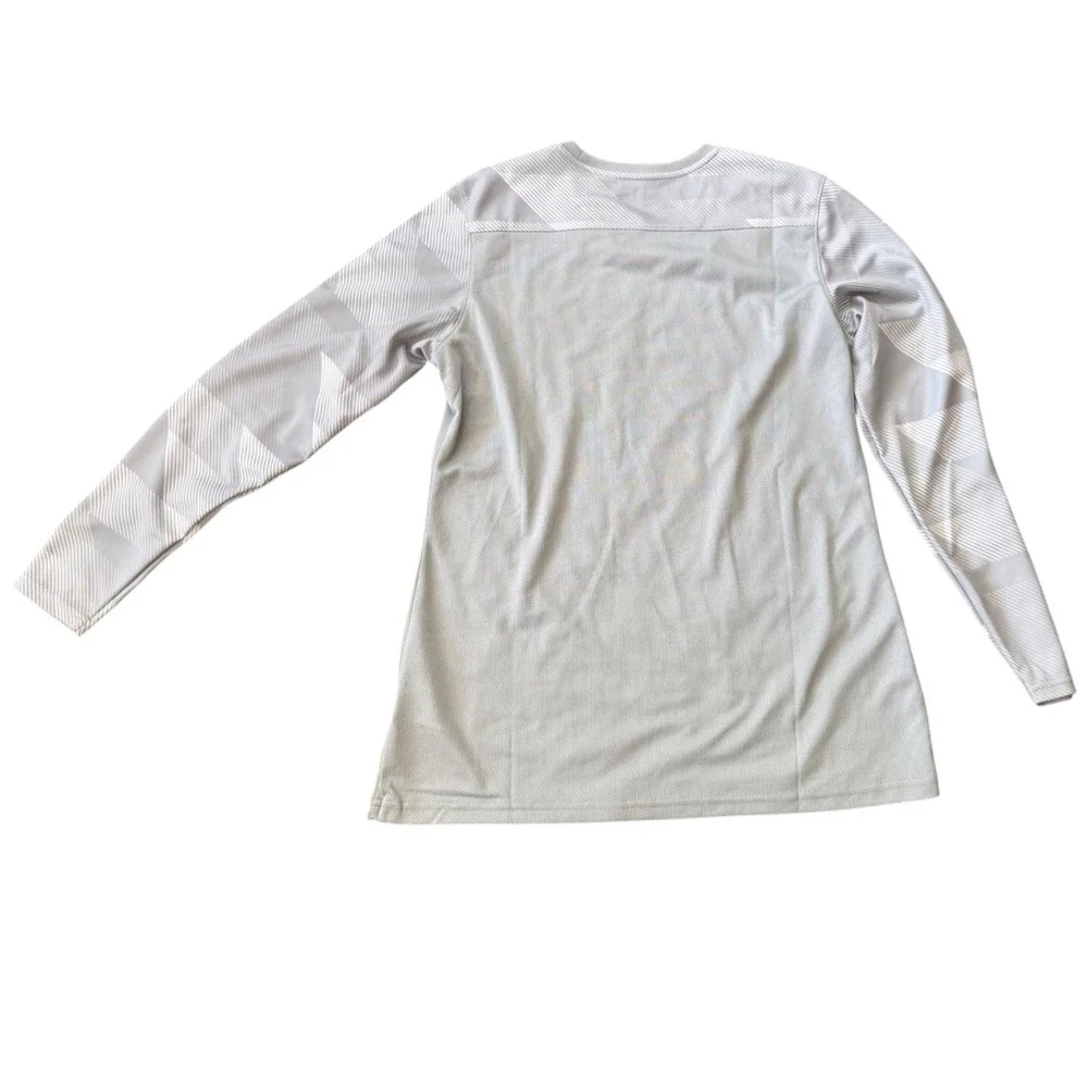 Nike Womens Dri-FIT Long Sleeve Soccer Jersey Gray‎ CJ6071-012 Large